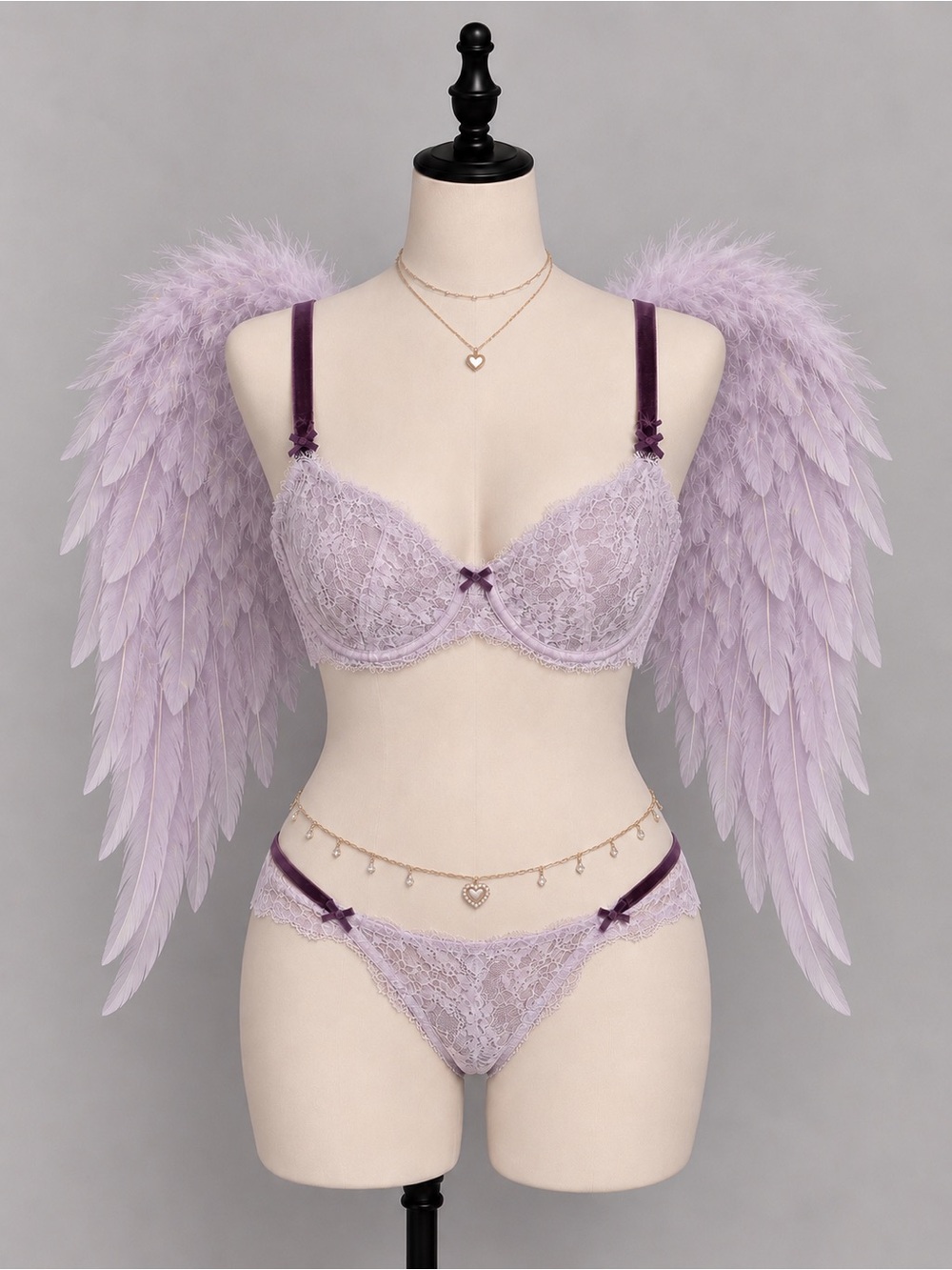 🍒3/33$ Victoria's Secret Lavender Lace Underwire Bra with Velvet Straps